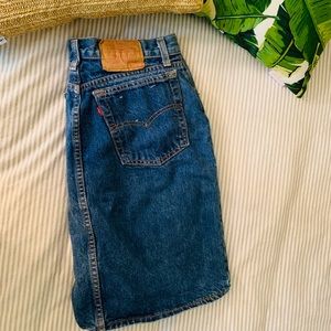 Levi’s denim skirt